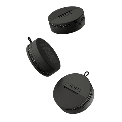 Roam tracker in black, durable design for keys, wallets, modern movement